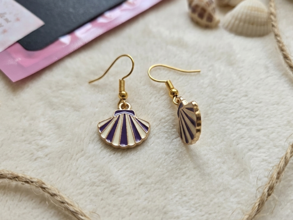Lavender Seashell
