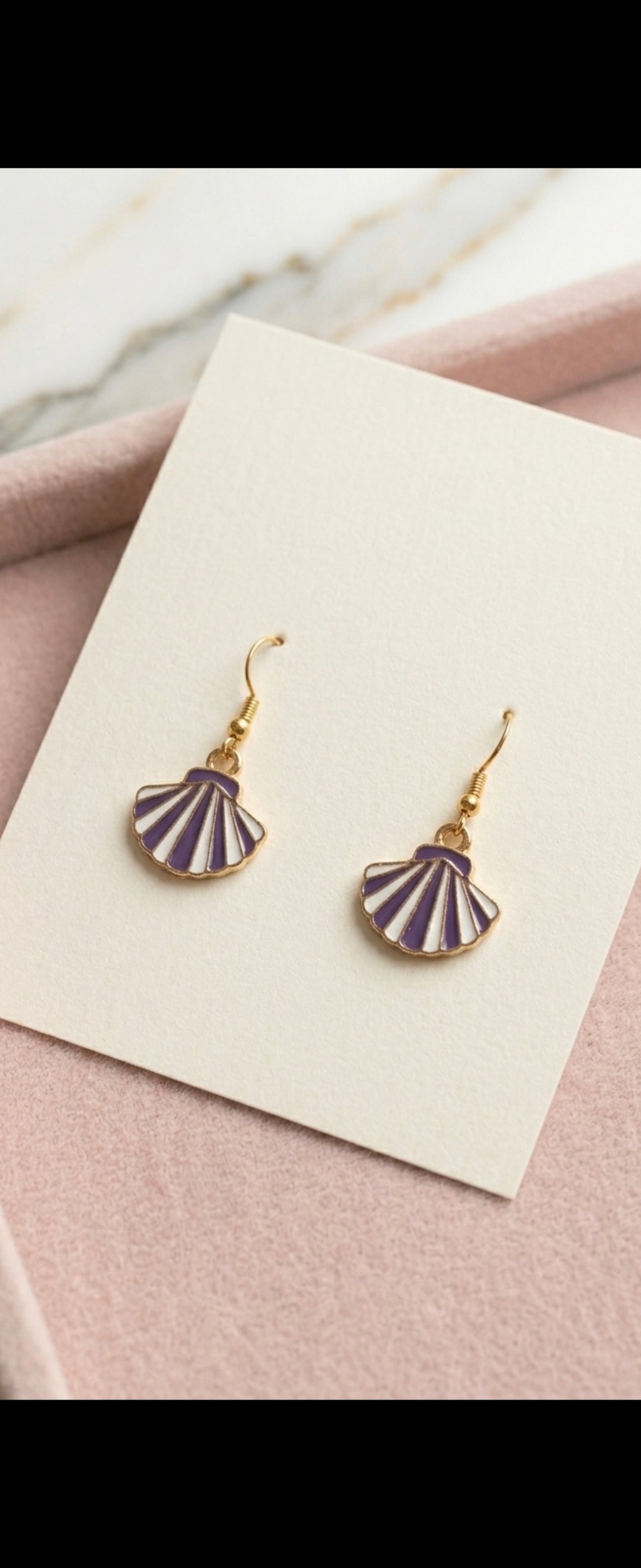Lavender Seashell